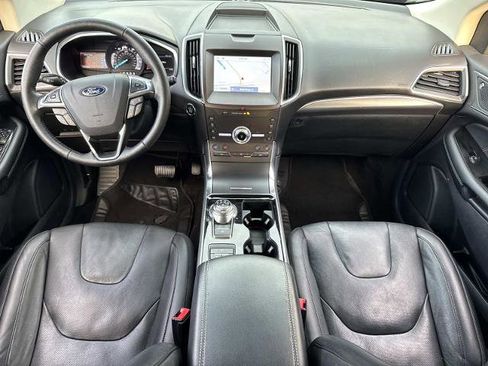 Certified 2020 Ford Edge Titanium w/ Equipment Group 301A image 18