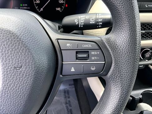 Used 2024 Honda HR-V LX image 20