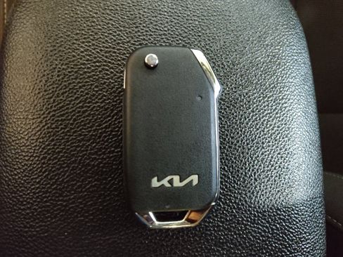 Used 2023 Kia Forte LXS FWD image 32