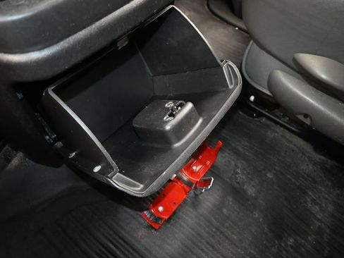 Used 2020 GMC Savana 3500 LT w/ LT Preferred Equipment Group image 26