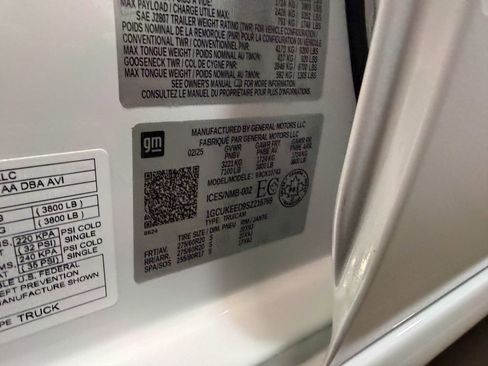 Used 2025 Chevrolet Silverado 1500 RST w/ Convenience Package II image 52