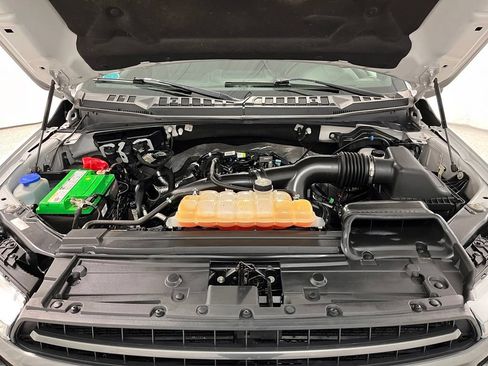 Used 2019 Ford F150 XLT w/ Equipment Group 302A Luxury AWD/4WD image 14