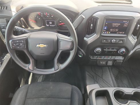 Used 2025 Chevrolet Silverado 1500 Custom RWD image 11