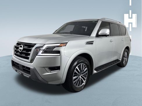 Used 2024 Nissan Armada SL image 3