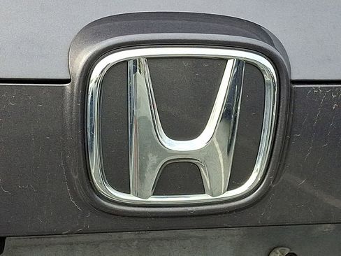 Used 2018 Honda Accord Sport image 9