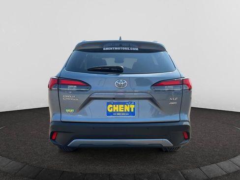 Used 2023 Toyota Corolla Cross XLE w/ Convenience Package AWD/4WD image 7