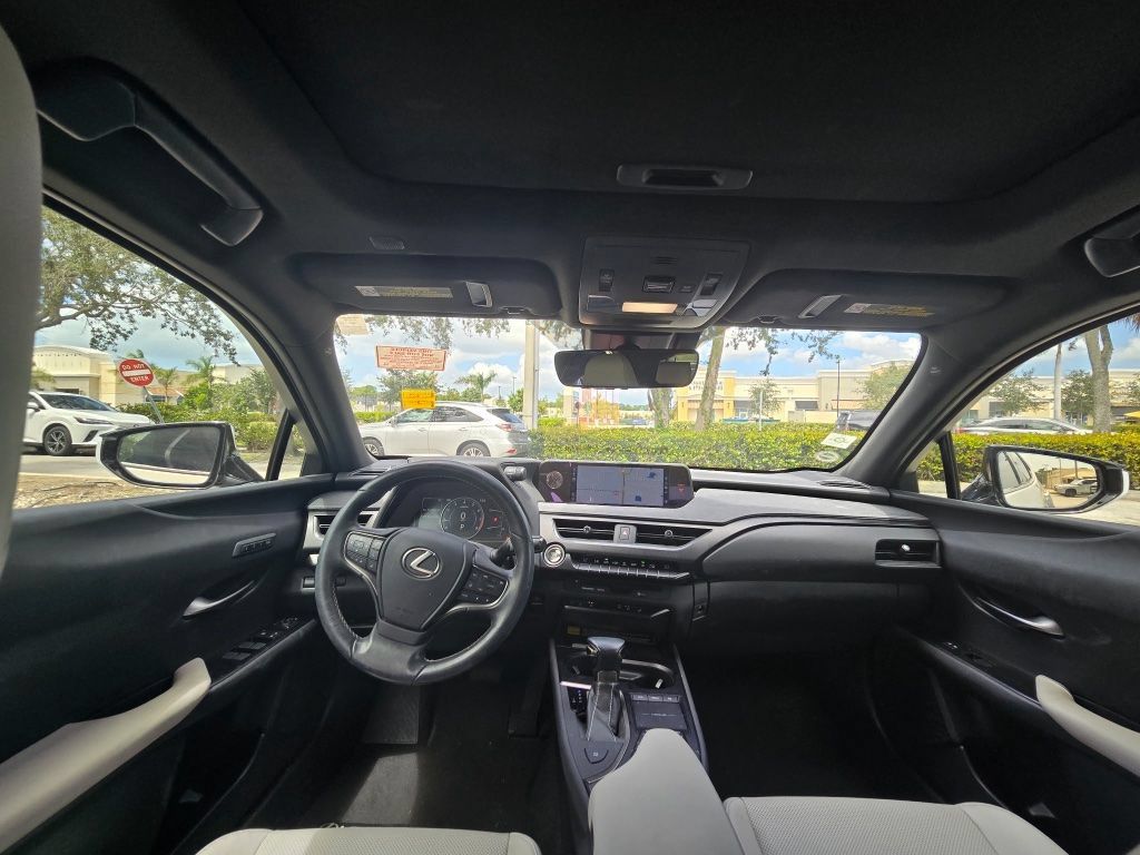 Used 2019 Lexus UX 200 w/ Accessory Package 2 FWD image 24