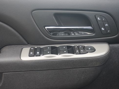 Used 2011 Chevrolet Avalanche LT w/ Luxury Package image 15