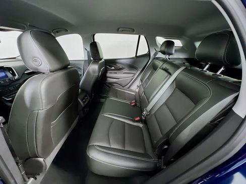 Used 2022 GMC Terrain SLT w/ Infotainment Package II image 25