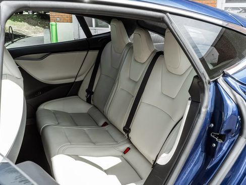 Used 2020 Tesla Model S Long Range Plus AWD/4WD image 25