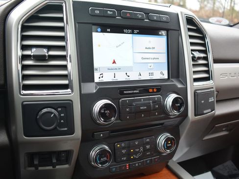 Used 2018 Ford F450 King Ranch w/ King Ranch Ultimate Package AWD/4WD image 15