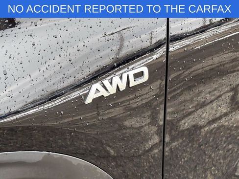 Used 2022 Kia Seltos SX w/ Sunroof Package image 9