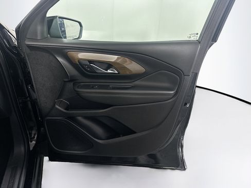 Used 2021 GMC Terrain SLE w/ Driver Convenience Package image 32