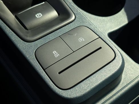 New 2026 Ford Maverick Lariat w/ Black Appearance Package image 36