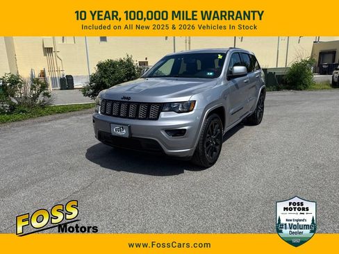 Used 2020 Jeep Grand Cherokee Altitude AWD/4WD image 1