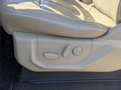 Used 2020 Ford F150 Lariat w/ Equipment Group 502A Luxury image 11