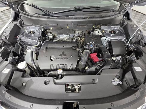 Used 2021 Mitsubishi Outlander Sport Black Edition image 11