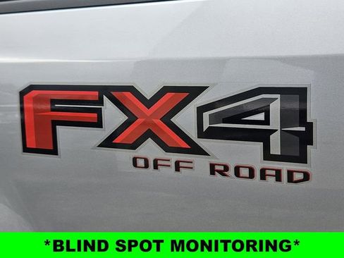 Used 2022 Ford F250 Platinum image 9