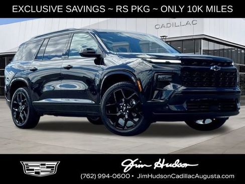 Used 2024 Chevrolet Traverse RS w/ LPO, Floor Liner Package image 1