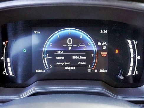 Used 2026 Toyota Corolla LE w/ Carpet Mat Package (TMS) FWD image 31