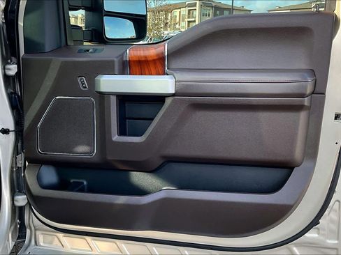 Used 2018 Ford F250 King Ranch w/ King Ranch Ultimate Package image 27