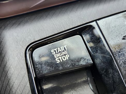 Certified 2025 BMW X3 xDrive30i w/ Premium Package image 42