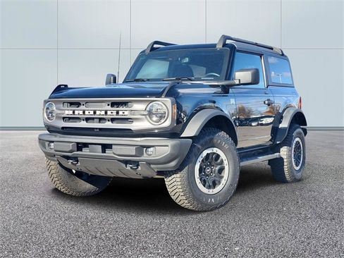 Used 2022 Ford Bronco Big Bend w/ Sasquatch Package image 1