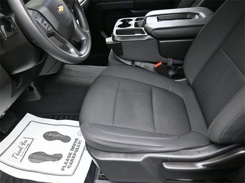 Used 2021 Chevrolet Silverado 1500 Custom image 9