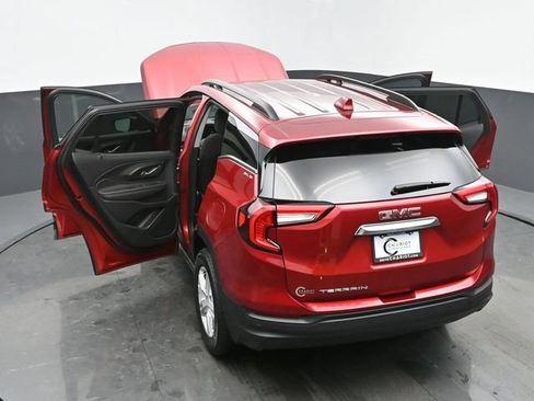Used 2022 GMC Terrain SLE w/ Driver Convenience Package FWD image 64