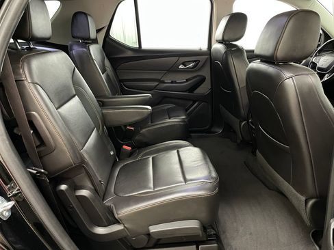 Used 2020 Chevrolet Traverse RS AWD/4WD image 43