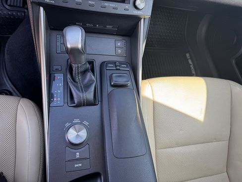 Used 2015 Lexus IS 250 AWD w/ Navigation System Package image 29