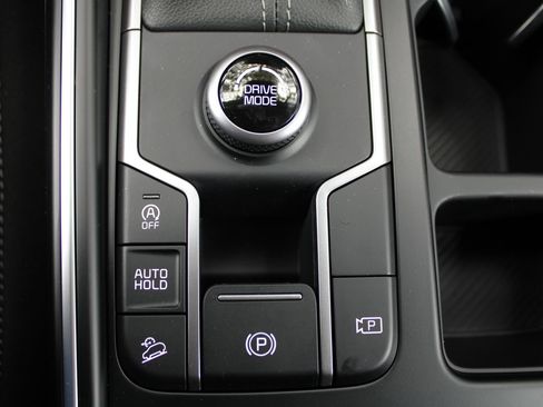 New 2026 Kia Sorento LX FWD image 33