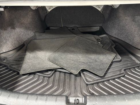 Used 2017 Honda Accord Touring image 28