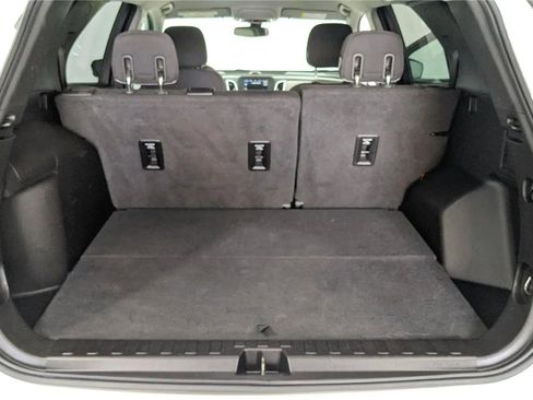 Used 2019 Chevrolet Equinox LT image 25