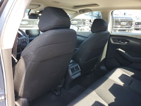 Used 2025 Honda Accord SE image 14