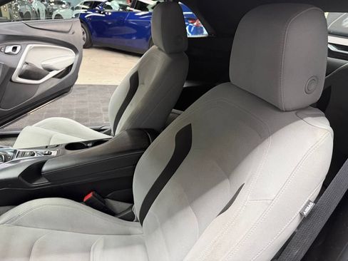 Used 2023 Chevrolet Camaro LT RWD image 33