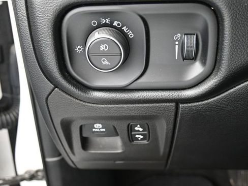 Used 2020 RAM 1500 Big Horn image 40