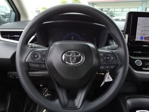 Used 2026 Toyota Corolla LE FWD image 24