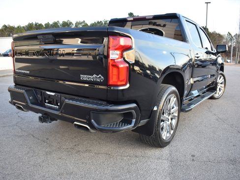 Used 2019 Chevrolet Silverado 1500 High Country w/ Trailer Camera Package image 9