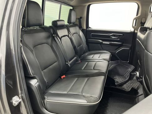 Used 2019 RAM 1500 Laramie image 33