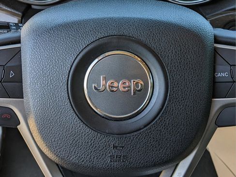 Used 2014 Jeep Grand Cherokee Limited image 29