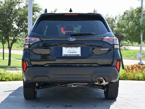 New 2025 Subaru Forester Premium image 4