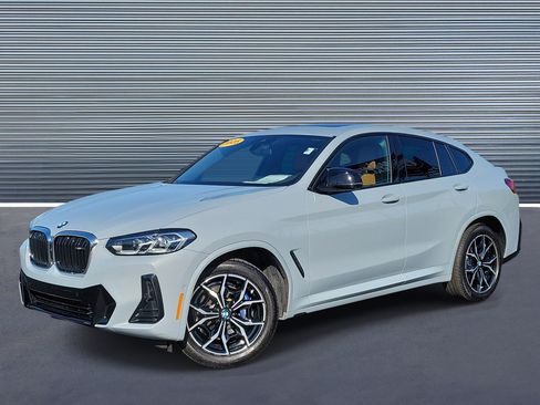 Used 2025 BMW X4 M40i AWD/4WD image 1