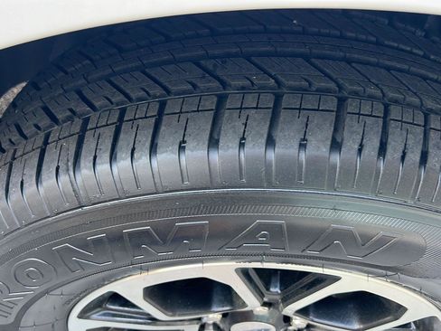 Certified 2024 Ford Expedition XLT image 43