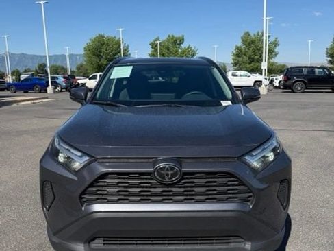 Used 2025 Toyota RAV4 XLE AWD/4WD image 3