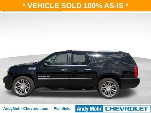 Used 2013 Cadillac Escalade ESV Platinum AWD/4WD image 2