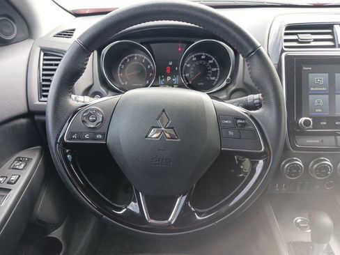 Used 2025 Mitsubishi Outlander Sport ES AWD/4WD image 23