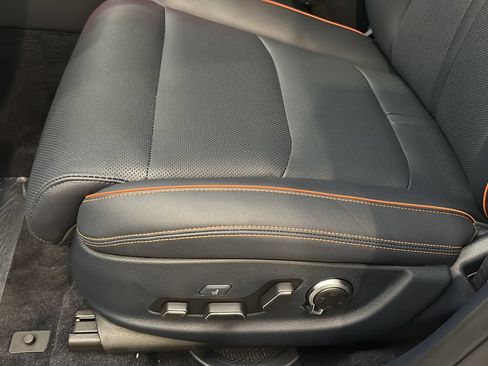 New 2026 Genesis GV70 2.5T Sport Prestige AWD/4WD image 12