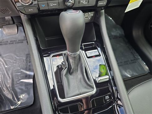 New 2026 Jeep Compass Latitude image 19