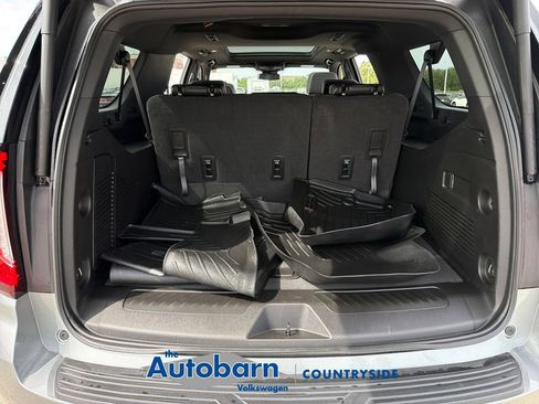Used 2023 GMC Yukon XL SLT AWD/4WD image 31